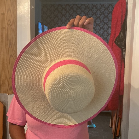 Summer hat - Picture 4 of 4